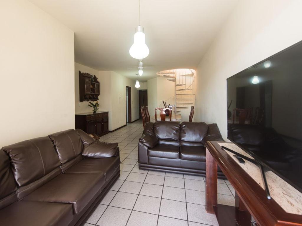 Excelente Cobertura Duplex A 2 Quadras Da Praia Do Forte Com 4 Quartos Cabo Frio Eksteriør billede